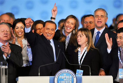 Silvio Berlusconi élu président du nouveau parti « Peuple de la liberté » (PDL) ; Rome le 29 mars 2009. (Photo : AFP)