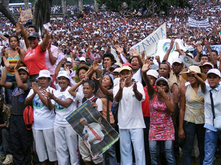 Manifestation d'opposants à Andry Rajoelina, à Antananarivo, le 24 mars 2009.(Photo : AFP)