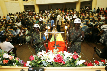 Les obsèques du président assassiné, Joao Bernardo Vieira ; Bissau, le 10 mars 2009. (Photo : Reuters)