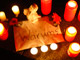 Des bougies en hommage aux victimes de la tuerie perpertrée par un adolescent dans le collège d'Albertville de Winnenden, en Allemagne, le 11 mars 2009.(Photo : Reuters)