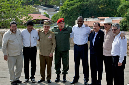 Les présidents des pays membres de l'Alternative bolivarienne pour les Amériques (Alba), le 16 avril 2009.( Photo : Reuters )