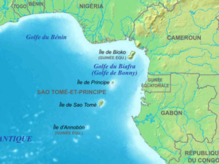 Le golfe de Guinée, une zone riche en ressources halieutiques et énergétiques, c'est la première région pétrolifère d'Afrique.
( Photo : Wikimedia.org )