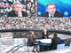 Sur le plateau de l'émission de France 2, «&nbsp;A vous de juger&nbsp;», les candidats aux élections européennes&nbsp;: Daniel Cohn-Bendit (g) et François Bayrou (d), le 4 juin 2009.(Photo : France 2 / AFP)