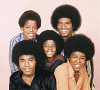 Le petit Michael au milieu de ses quatre frères.(Photo : Universal Music Group Archives/Reuters)