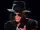 Michael Jackson remporte un award de la musique le 12 mai 1993.(Photo : Eric Gaillard/Reuters)