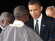Barack Obama est reçu par le président ghanéen John Atta-Mills lors de son arrivée à Accra , le 10 juillet 2009.(Photo: Reuters)