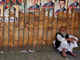 Devant des panneaux électoraux dans une rue de Kaboul, le 28 juillet 2009.(Photo : Reuters)