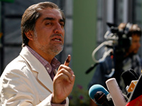 Le candidat Abdullah Abdullah dénonce des fraudes massives orchestrées par l'Etat en faveur de M. Karzaï.(Photo : Reuters)