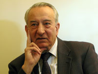 Akbar Etemad, ancien président de l’Organisation Iranienne de l’Energie Atomique source : www.iraniansforpeace.net
