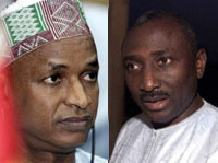 Les deux opposants guinéens Celou Dalein Diallo (g) et Sydia Touré.(Photo : AFP)
