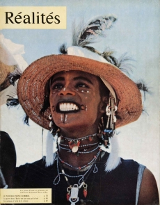 "Młody Peuhl przybywa na konkurs piękności swego plemienia" - okładka numeru 118 "Réalités", 1955 ©Henri Brandt
