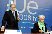 Prezes Europejskiego Banku Centralnego, Jean-Claude Trichet i francuska minister ekonomii i finansów, Christine Lagarde.(Foto: Reuters)