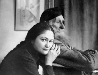 Dina Vierny i Aristide Maillol, styczeń 1944Photo Louis Carré