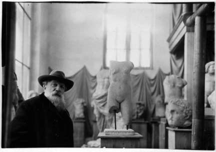 Albert Harlingue, <em>Rodin w muzeum antyków w Meudon</em>, ok. 1908-1912© Paris, Musée Rodin