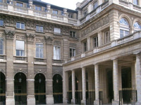 Ministerstwo Kultury ma siedzibę przy rue de Valois w skrzydle Palais-Royal(Domaine public)
