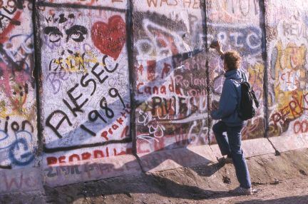 Jean-Claude Mouton, "Berlin novembre 1989". Photographie, courtesy Jean-Claude Mouton© Jean-Claude Mouton