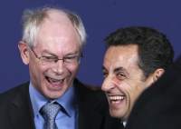 Prezydent Nicolas Sarkozy i Herman Rompuy, Bruksela, 19 listopada 2009.(Foto: Reuters)