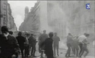 Тот же день в Париже : студенческие манифестации. 18 мая 1968 г., 10 утра.Фото: INA