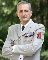 Начальник штаба сухопутных сил Франции генерал Брюно Кюш подал в отставку после драмы в воинской части Каркассона(Source : Ministère de la Défense)