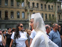 Грузинские красавицы на акции в Тбилиси 1 сентября.Фото: Г.Аккерман/RFI