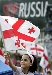 Более миллиона человек приняли участие в понедельник 1 сентября в акции протеста в Грузии "Остановить Россию".Фото: REUTERS/David Mdzinarishvili