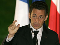 Выступление президента Франции Н.Саркози в Тбилиси.Фото: REUTERS/David Mdzinarishvili 