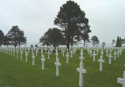  На американском военном кладбище в Кольвиль-сюр-мер похоронено 9 387 солдат армии США, погибших при высадке в Нормандии(Photo: D.Gusev/RFI)