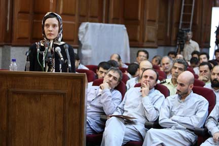 24-летнюю француженку Клотильду Рес в Иране обвиняют в шпионаже за участие в манифестациях протеста против переизбрания президента М.Ахмадинежада(Photo: REUTERS)