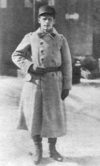 Борис Вильде - солдат французской армии. 1936 год. 