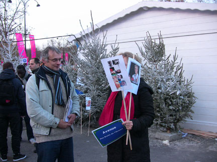 Портрет Анны Политковской в руках участницы митинга.Е.Малыхина/RFI