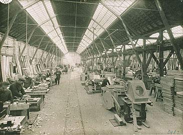 Цех завода Фамилистера1922 (coll. Familistère de Guise)