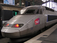 Paris'in Kuzey Garı'nda bekleyen bir TGV treni.(Phil Scott)