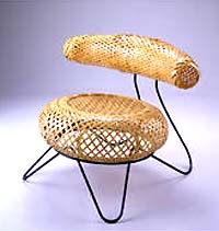 Ghế bành giỏ mây tre (© Isamu Noguchi Foundation) 