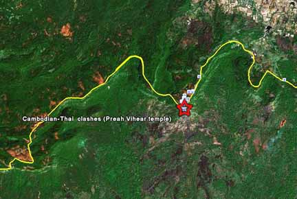 Ảnh vệ tinh Google Earth cho thấy rõ vị trí đền Preah Vihear nằm ngay trên biên giới Thái Lan - Căm Bốt (vạch màu vàng)(Google Earth)