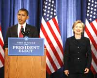 Ngày 01/12/2008, tại Chicago, Tổng thống tân cử Barack Obama loan báo chọn bà Hillary Clinton làm ngoại trưởng.Ảnh : Reuters