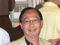 Giáo sư Nguyễn Mạnh Hùng(Ảnh : Trọng Nghĩa/RFI)