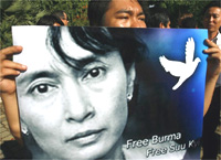Người Miến Điện lưu vong đòi trả tự do cho bà Aung San Suu Kyi 