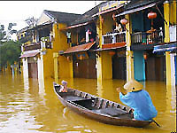 Bão lụt tại Việt Nam Ảnh : Reuters
