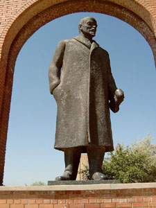 Tượng Lenin