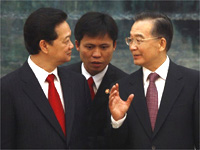 Thủ tướng Nguyễn Tấn Dũng và thủ tướng Ôn Gia Bảo 