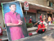 Chân dung cựu thủ tướng Thaksin luôn hiện diện trong các cuộc biểu tình của phe Áo Đỏ.
Ảnh: A.Dubus/RFI