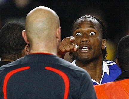 Didier Drogba fou de rage après Chelsea-Barça.(Photo : Reuters)