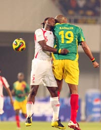 Frédéric Kanoute buteur sur pénalty lors du match Mali-Bénin(Photo : P. René-Worms/RFI)