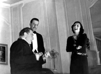 Sacha Guitry, Julien Rivière et Gaby Morlay dans la pièce de Sacha Guitry "Quadrille" (1937)
BNF, Arts du spectacle, fonds Guitry
© DR