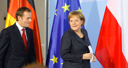 Le Premier ministre polonais, Donald Tusk, et la chancelière Angela Merkel.(Photo : Reuters)