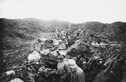 Photographies de poilus lors de la bataille de Verdun (Octobre 1916)Photographies par les soldats Gilbert et Louault.© BnF, département des Estampes et de la photographie.