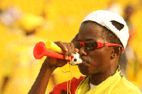 Ce supporter guinéen a autant de souffle que les joueurs.( Photo : P. René-Worms/RFI )