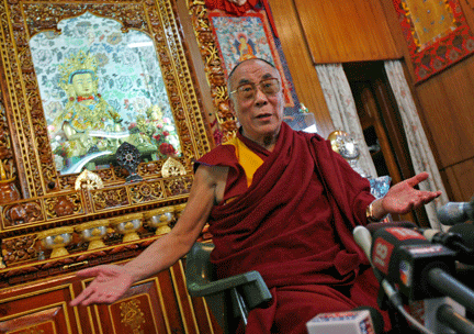 Le Dalaï Lama à Dharamsala lors de la conférence de presse du 18 mars 2008.(Photo: Reuters)