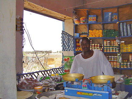 Sur le marché d'Amdafok-Centrafrique, 90 % des commerçants sont Soudanais(Photo : Carine Frenk/RFI)