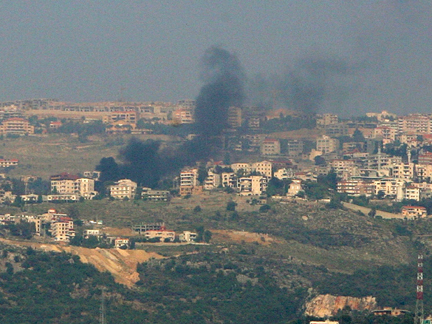 Des combats à l'arme lourde ont opposé militants druzes pro-gouvernementaux et combattants chiites pro-Hezbollah dans les montagnes à l'est de Beyrouth, ce dimanche 11 mai. ( Photo : Reuters )